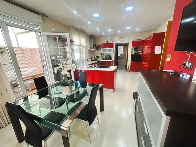 Gran Chalet  en Ocaña, Toledo. — 8
