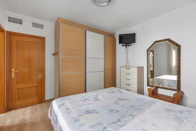 Apartamento 4 habitaciones 210m² en venta - Comunidad valenciana — 24