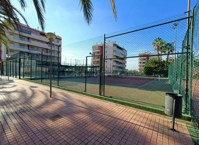 TODO LO QUE BUSCAS A POCOS METROS DE LA PLAYA ? AQUI TIENES  - foto 5
