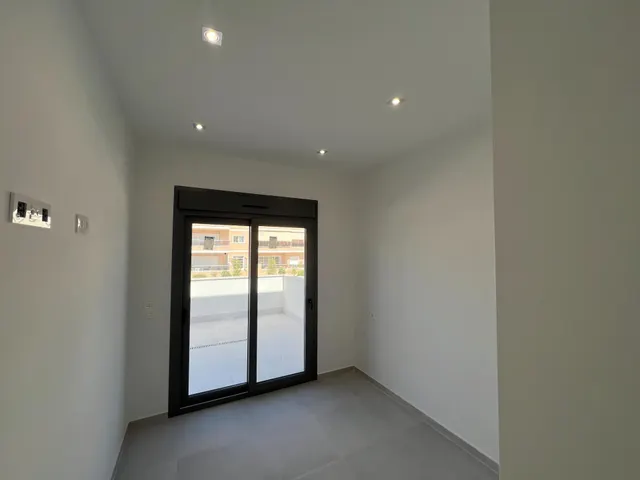 NUEVA VILLA CON PISCINA PRIVADA — 13