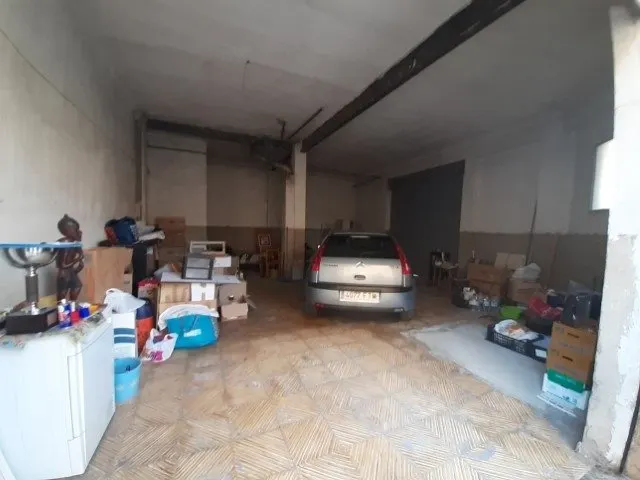 LOCAL COMERCIAL — 7
