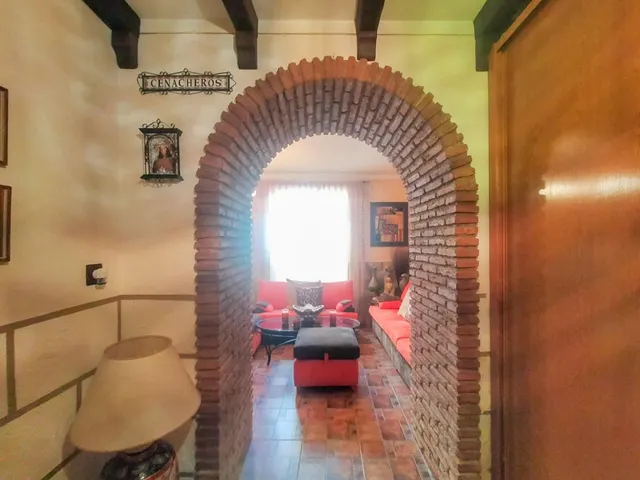SENSACIONAL CASA DE ENSUEÑO EN AGUILAR — 6