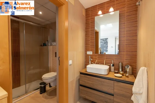 Espacio, confort y calidad: magnífica vivienda unifamiliar adosada — 50