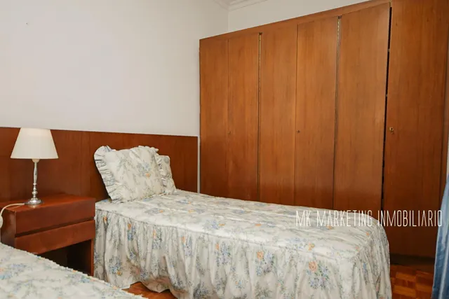 Piso 4 habitaciones 108m² en venta - Arenales — 22