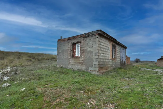 Finca Rústica con casa de aperos en el paraje de los Recalde