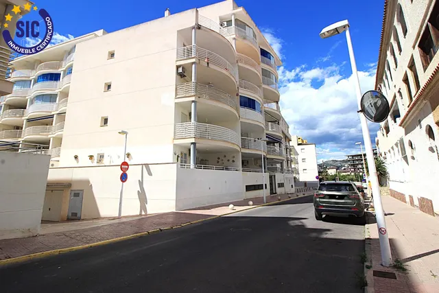 Apartamento en zona de playa de la Concha con una espectacular terraza de 88m2, piscina, garaje y trastero — 8