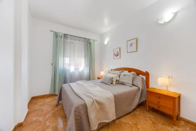 APARTAMENTO DE DOS DORMITORIOS CON VISTAS A LA LAGUNA ROSA Y CON PISCINA COMUNITARIA — 20