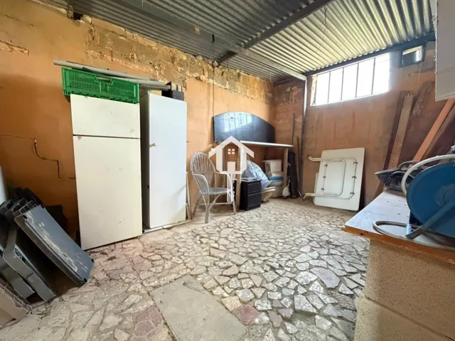 Casa independiente en moralet, Alicante. dos viviendas independientes, 3.700m2 de parcela, 5 habitaciones, 3 baños, piscina — 22