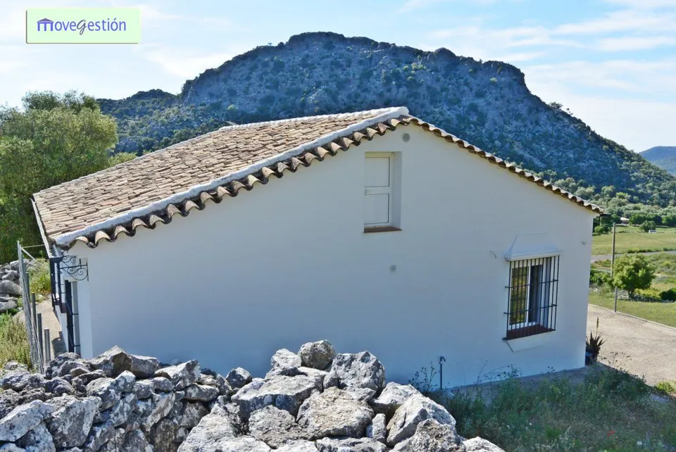 VENTA DE CASA CON TERRENO