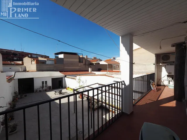 Amplia Casa en el Corazón de Tomelloso - €290,000 — 17
