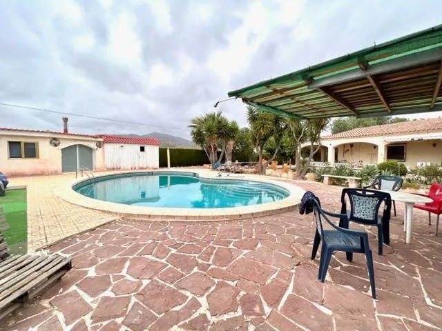 CHALET CON IDENTIDAD PROPIA¡¡ — 3