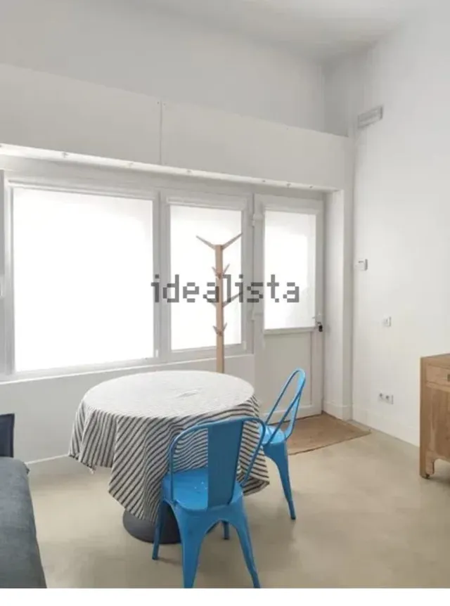 Se alquila bonito estudio en Chamartín — 8
