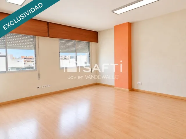 Tu negocio en el paseo de Almería… y en una oficina propia — 9