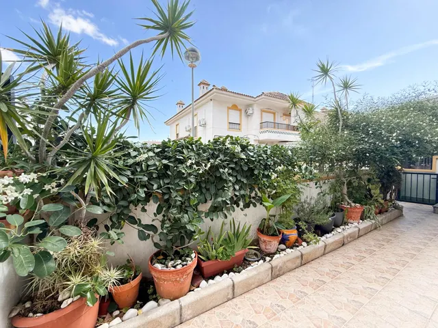 Tu casa en Santa Pola con chimenea y piscina — 5