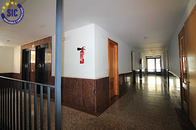 Apartamento en zona de playa de la Concha con una espectacular terraza de 88m2, piscina, garaje y trastero — 10