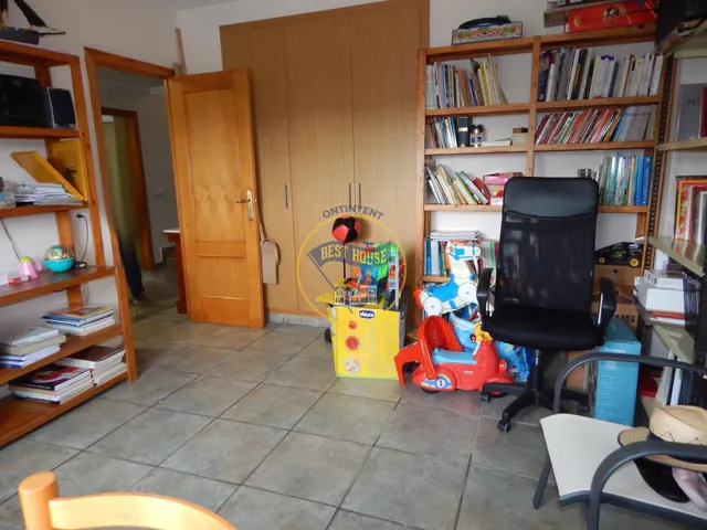 CHALET CON PISCINA Y VISTAS PRIVILEGIADAS. — 22