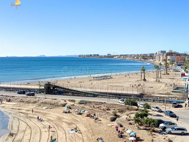 ATICO DE 2 DORMITORIOS CON VISTAS AL MAR EN TORREVIEJA ( ACE - foto 5