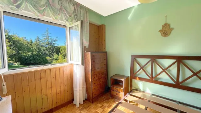 Piso luminoso y exterior en Guarnizo (El Astillero) – Ideal para entrar a vivir o inversión — 10