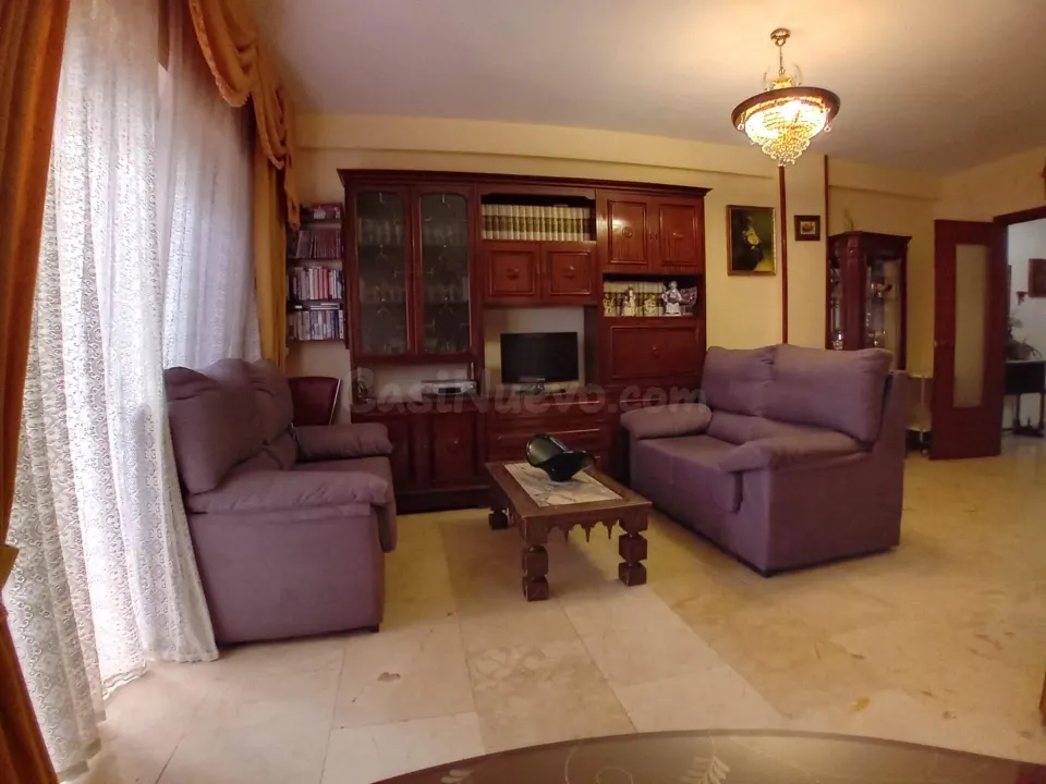 Fantástica vivienda en la zona de Ministerios !