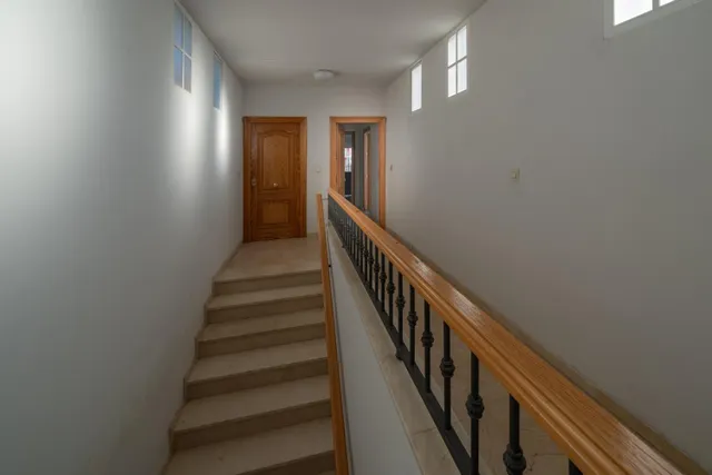 PISO EN OTURA — 15