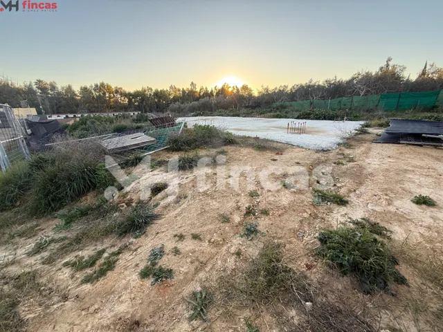 Parcela Urbanizable de 750 m2 en Dos Hermanas | Gran Oportunidad de Inversión | 73.900 € — 3