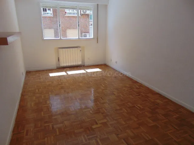 VENTA DE NUDA PROPIEDAD APARTAMENTO CLARA DEL REY PROSPERIDA - foto 5