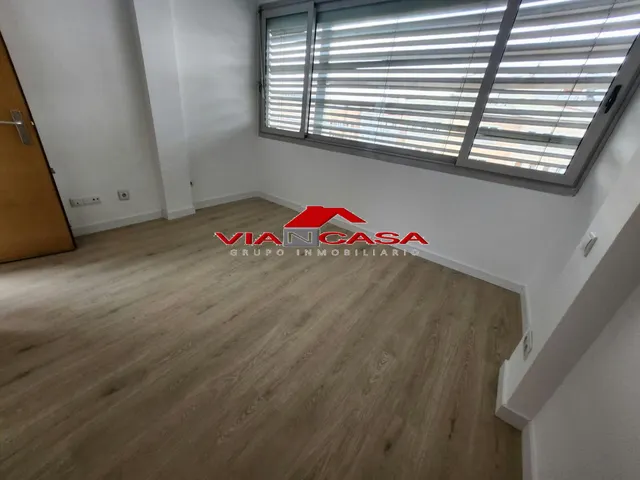 Alquiler de piso en Chamberi en Terraza, 3 habitaciones, — 26