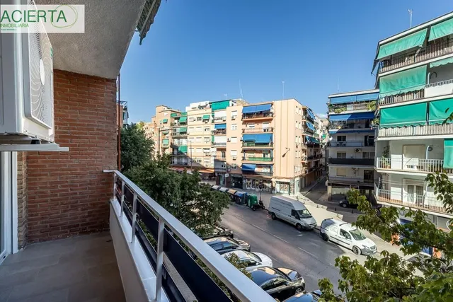 PISO REFORMADO JUNTO AVENIDA CADIZ — 7
