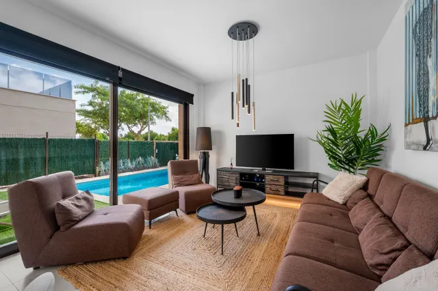 VILLA DE 3 DORMITORIOS Y 3 BAÑOS EN SAN JAVIER ( RODA ) — 7