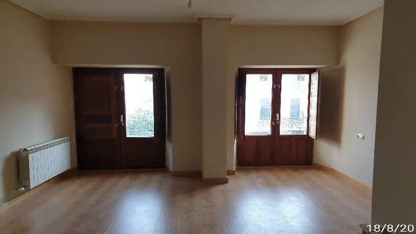 Urbis te ofrece un apartamento en venta en Béjar, Salamanca.