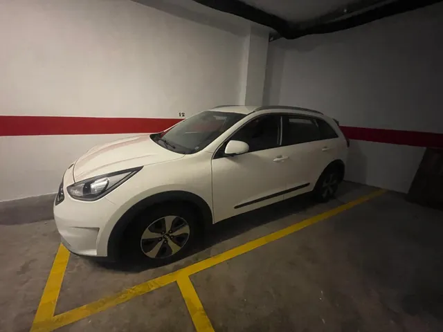 Apartamento con garaje y piscina en el centro de Torrevieja — 29