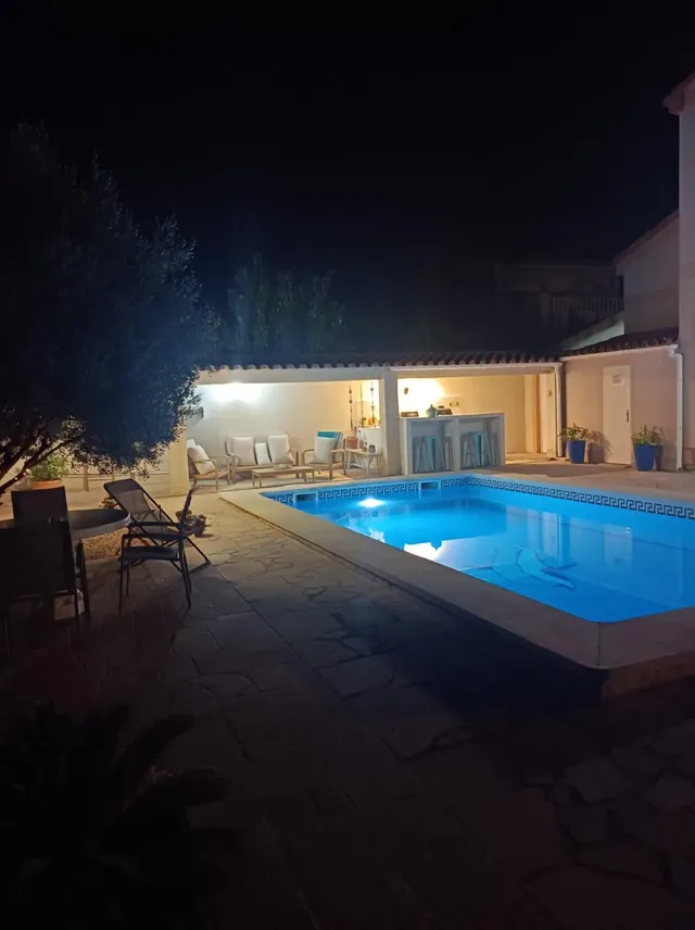 Exclusiva villa reformada y moderna con vistas al mar y montaña, piscina, cocina de verano y apartamento independiente — 6