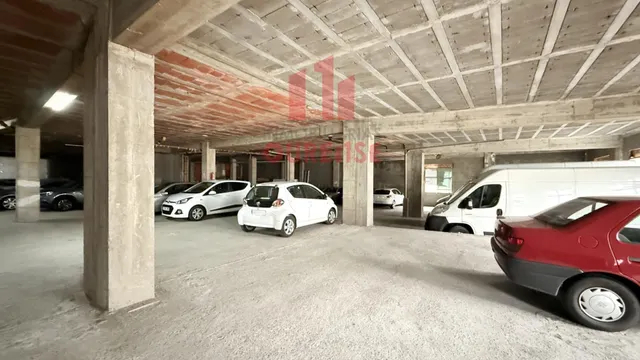 GRAN LOCAL COMERCIAL PRÓXIMO AL CENTRO HOSPITALARIO UNIVERSITARIO DE OURENSE — 4