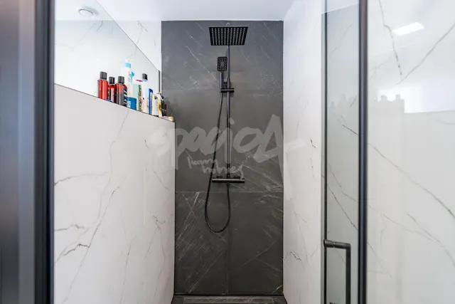 Chalet de lujo en venta en Colmenarejo con piscina climatizada — 50