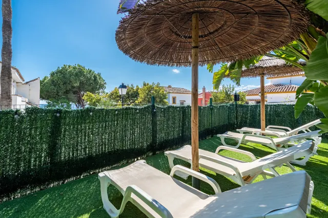 Chalet 7 habitaciones 420m² en venta - Altos de Estepona — 31