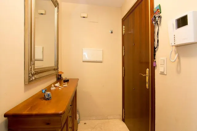 Magnifica vivienda con garaje en vergeles, junto a palacio de deportes — 16