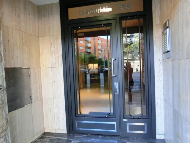 PISO ALQUILADO EN VENTA EN POBLENOU — 21