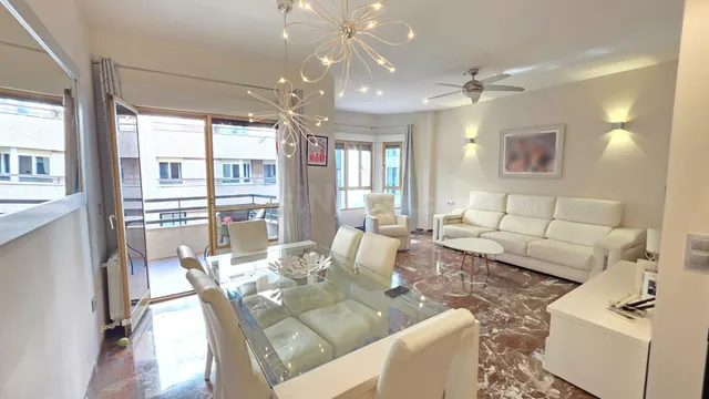 ¡PRECIOSO PISO CON GARAJE Y TERRAZA EN NAVAS DE TOLOSA!