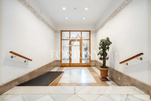 ¡Oportunidad en una zona impecable de Reus! — 4