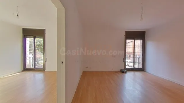 Sol todo el día y parquet: el piso que se alquila solo - foto 2