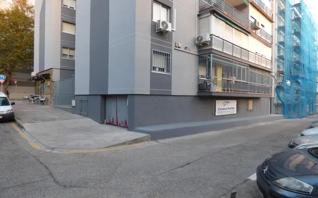 Trastero 3 habitaciones 4m² en alquiler - Dos de mayo — 7