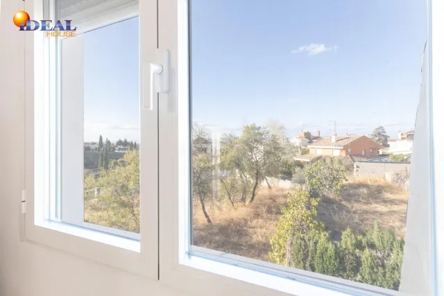 ¡MAGNIFICO CHALET INDEPENDIENTE CON CALIDADES ESPECTACULARES Y PISCINA PRIVADA EN GOJAR! — 46