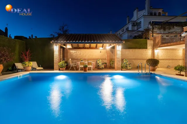 VIVIENDA PAREADA EN MONTELUZ — 3