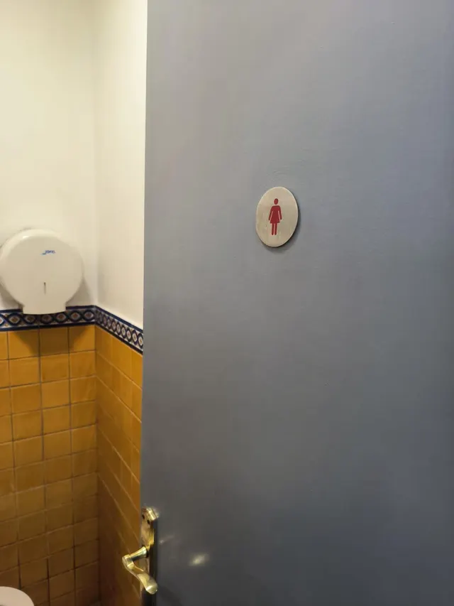 Local comercial en venta en Fuengirola. — 10