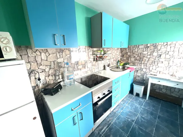 REFORMADO APARTAMENTO A 50 M DE LA PLAYA DE LA ISLA — 16