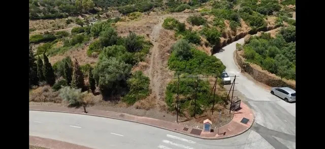 Parcela exclusiva 5.000m2 Estepona con vistas al Mediterráneo — 4