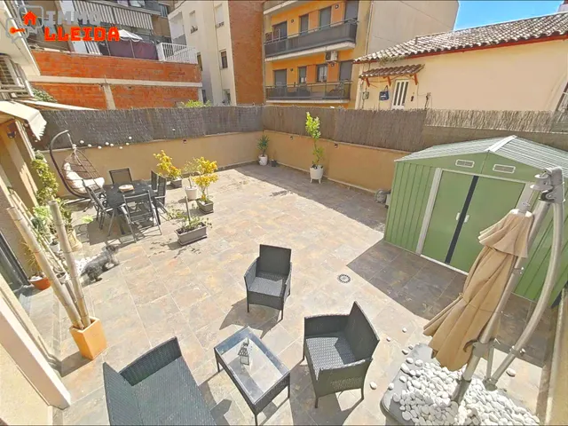 Piso con terraza y garaje en Cerdanyola del Vallès — 27