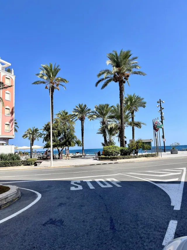 Apartamento de 3 dormitorios y 2 baños a 200 metros de Playa del Cura — 3