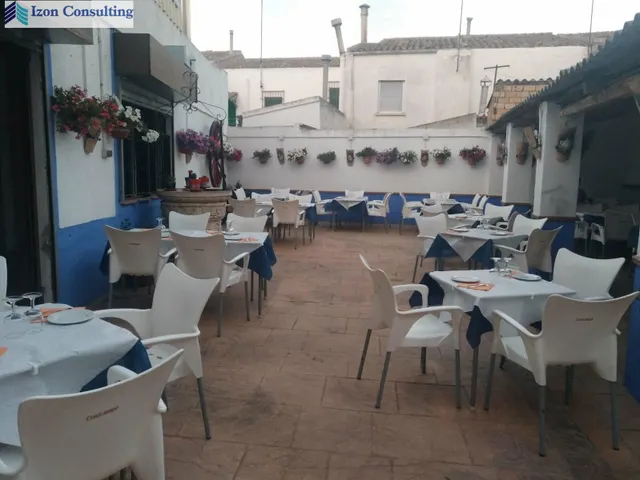 HOSTAL-RESTURANTE EN LA RODA — 3