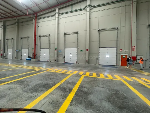 Nave industrial 5000m² en alquiler - La Motilla - Fuente del - foto 3